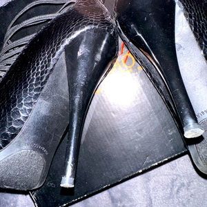 Carlos black leather sandals